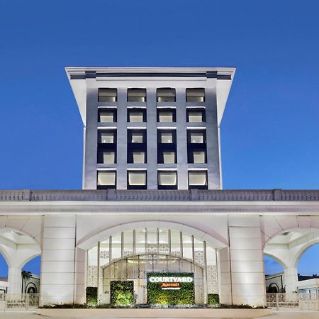 Courtyard By Marriott Bengaluru Hebbal Hotel Luaran gambar