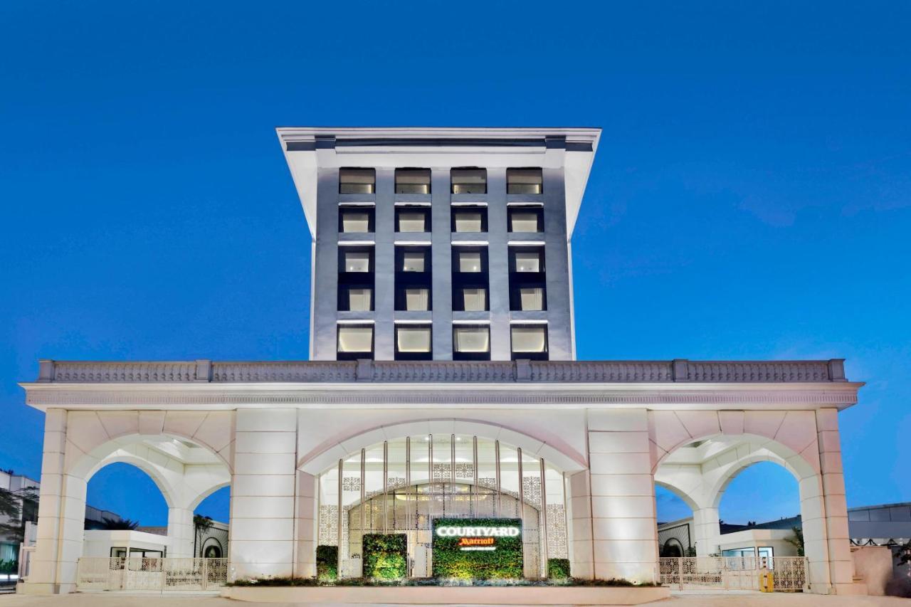 Courtyard By Marriott Bengaluru Hebbal Hotel Luaran gambar