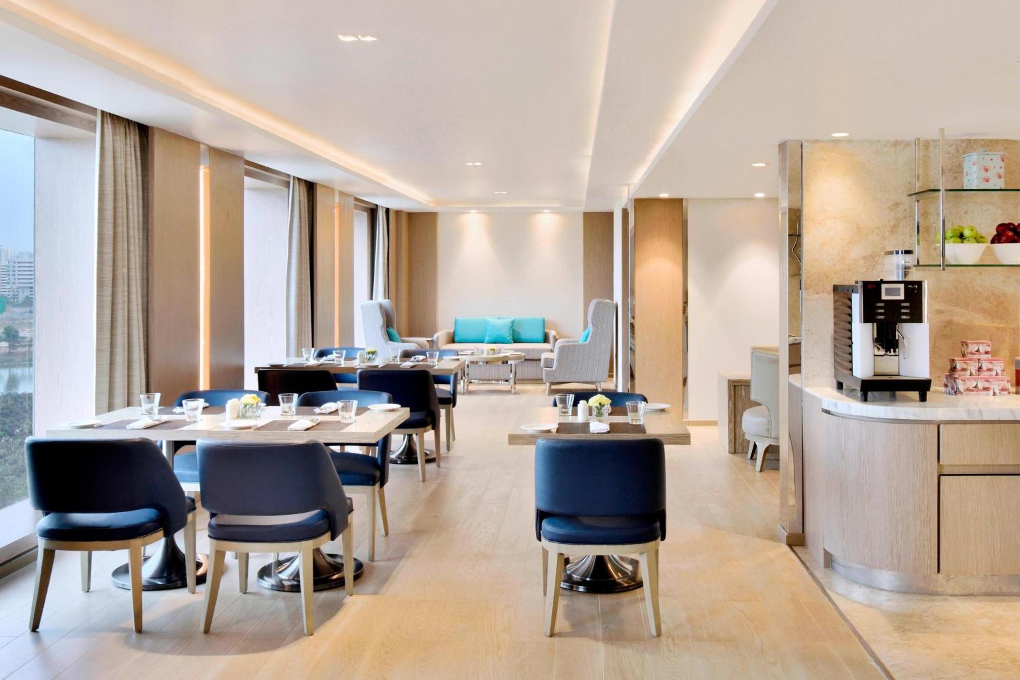 Courtyard By Marriott Bengaluru Hebbal Hotel Luaran gambar