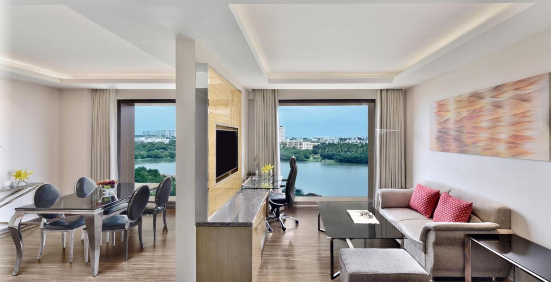 Courtyard By Marriott Bengaluru Hebbal Hotel Luaran gambar